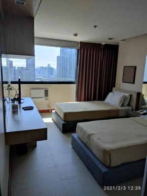 Twin Beds Studio Room with City View